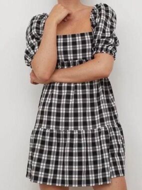 H&M Divided L Black & White Checkered Puff-Sleeve Babydoll Dress